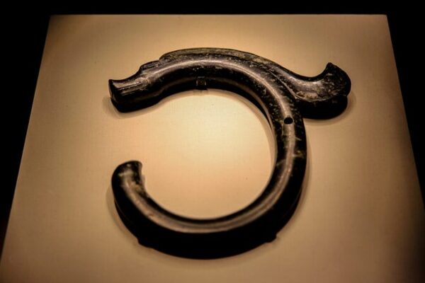 ¡42 sitios antiguos de la cultura Hongshan descubiertos en China! 🕵️♂️⛏️ _42_sitios_antiguos_de_la_cultura_Hongshan_descubiertos_en_China_________