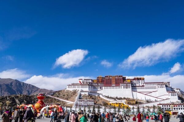 73 Años Después: El Viaje de Xizang Desde su Liberación Pacífica 🎉 73_An_os_Despue_s__El_Viaje_de_Xizang_Desde_su_Liberacio_n_Paci_fica__