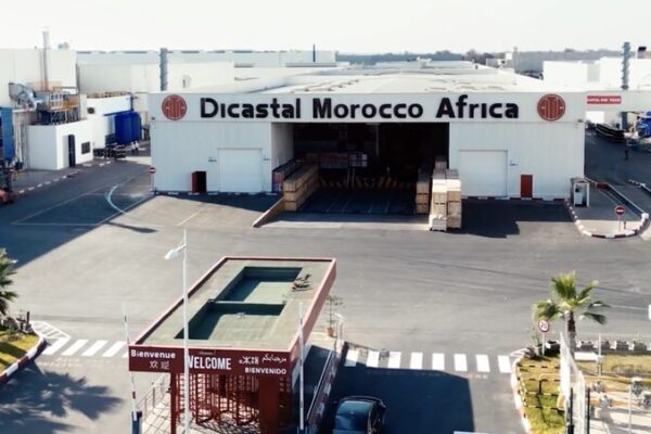 ¡África se ilumina con su primera fábrica faro! 🚀 _A_frica_se_ilumina_con_su_primera_fa_brica_faro___