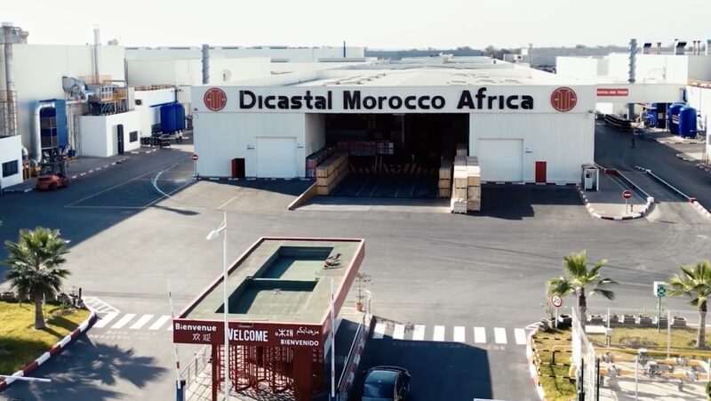 _A_frica_se_ilumina_con_su_primera_fa_brica_faro___