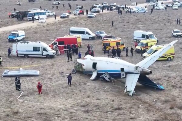 Accidente_Ae_reo_en_Kazajista_n__Decenas_Sobreviven_Tras_Tragedia_en_el_Aire____ video poster