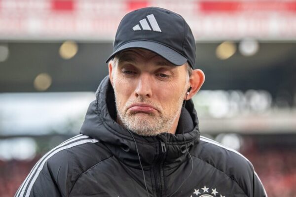 _Aficionados_del_Bayern_Mu_nich_piden_a_gritos_que_Thomas_Tuchel_se_quede_