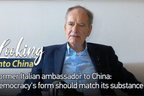 Alberto_Bradanini__Cuando_la_forma_de_la_democracia_coincide_con_su_sustancia__ video poster