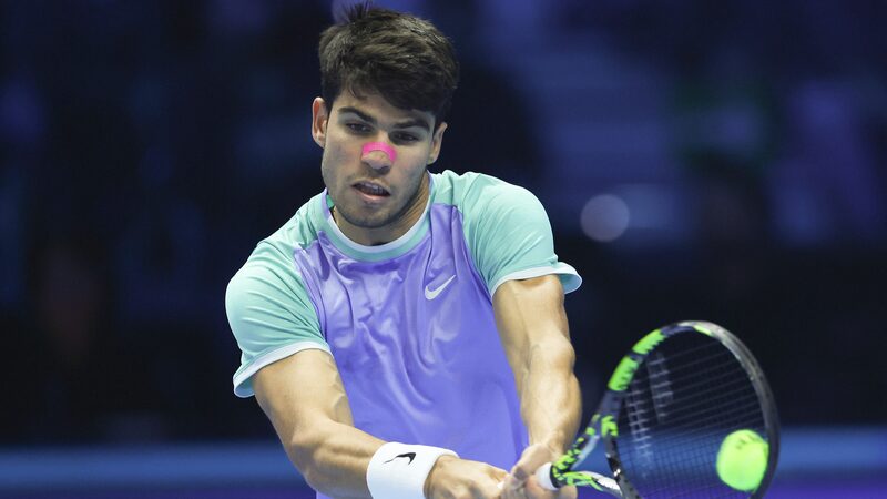 Alcaraz_brilla_en_su_debut_en_las_Finales_ATP_con_victoria_sobre_Rublev__
