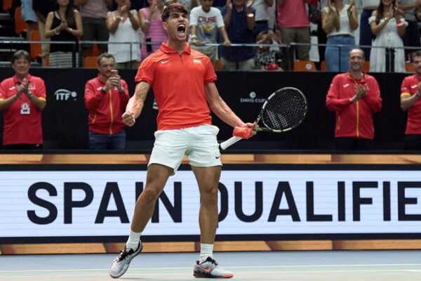 _Alcaraz_y_Bautista_Agut_llevan_a_Espan_a_a_las_finales_de_la_Copa_Davis____