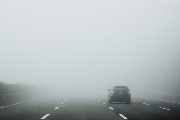 Alerta de niebla renovada en China 🟡: Densa neblina cubre múltiples regiones Alerta_de_niebla_renovada_en_China____Densa_neblina_cubre_mu_ltiples_regiones