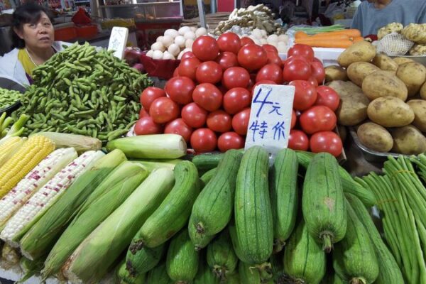 Altas temperaturas y lluvias causan aumento en los precios de verduras en China 🌡️🥬 Altas_temperaturas_y_lluvias_causan_aumento_en_los_precios_de_verduras_en_China____