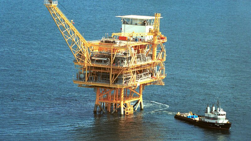 Ambientalistas_y_petroleras_demandan_al_gobierno_de_EE_UU__por_perforacio_n_en_el_Golfo____