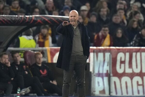 Arne_Slot_listo_para_unirse_a_Liverpool_tras_acuerdo_de_compensacio_n_con_Feyenoord
