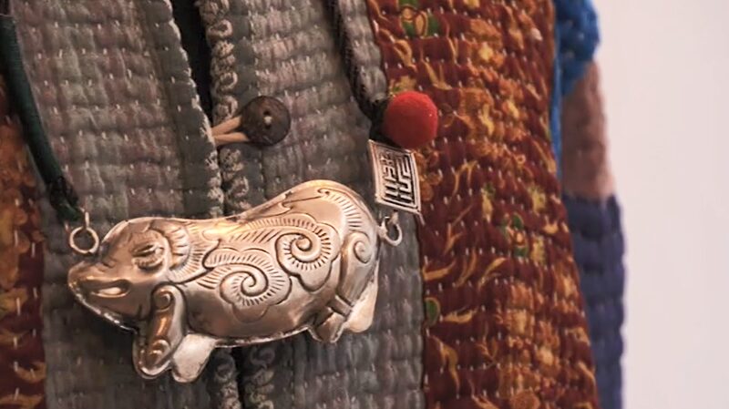 Artista_en_Londres_Revive_Antiguas_Artesani_as_Chinas__ video poster