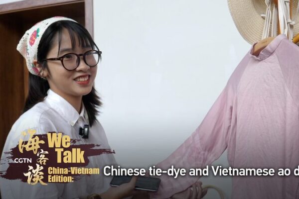 Artista vietnamita revive el ao dai con la magia del teñido chino 🌿🎨 Artista_vietnamita_revive_el_ao_dai_con_la_magia_del_ten_ido_chino___ video poster