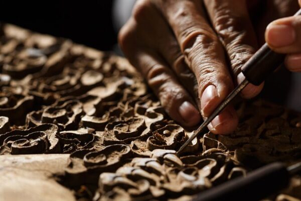 Artistas_crean_una_gigantesca_escultura_de_madera_del_Gran_Canal_de_China_en_Fujian video poster