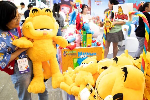 Artistas globales brillan en la Expo de Juguetes de China 2024 en Shanghái 🎉 Artistas_globales_brillan_en_la_Expo_de_Juguetes_de_China_2024_en_Shangha_i__