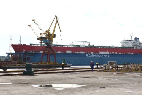 Astillero_Flotante_Hecho_en_China_Impulsa_la_Economi_a_Mari_tima_Cubana____ video poster