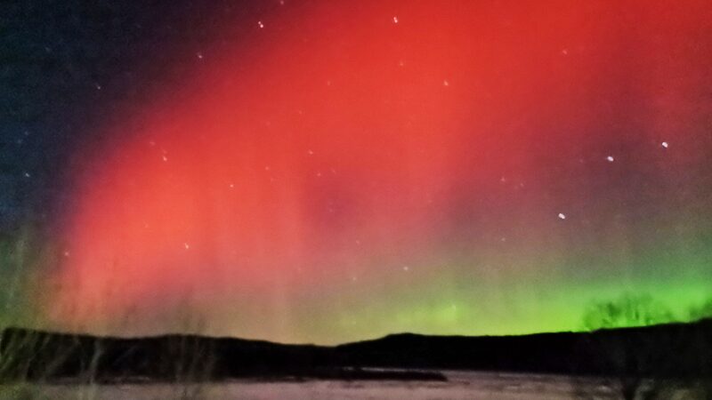 Aurora_ilumina_el_norte_de_China__Un_raro_especta_culo_celestial