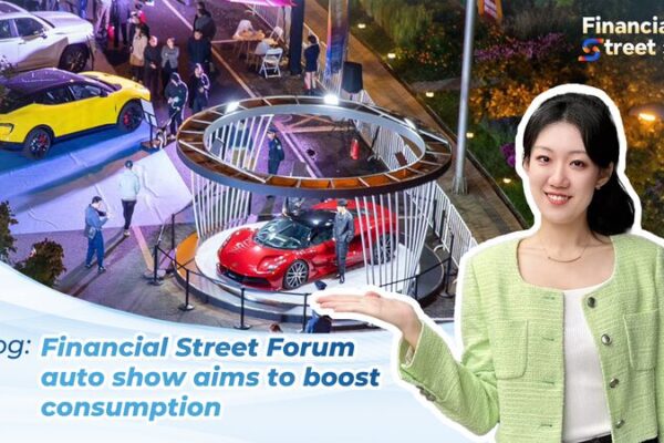 Autos_de_lujo_y_mega_ofertas_en_la_Feria_de_Autos_de_la_Calle_Financiera_de_Beijing____ video poster