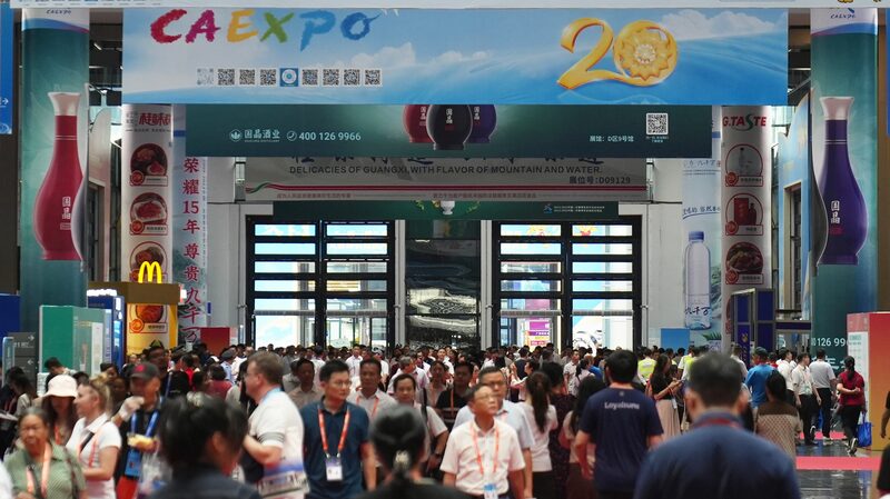 _Aventura_en_Vivo__Dentro_de_la_Expo_China_ASEAN_2023_con_CGTN__ video poster