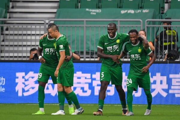 _Beijing_y_Chengdu_brillan_en_la_CSL__goles_a_montones_y_fuegos_artificiales_tempranos_