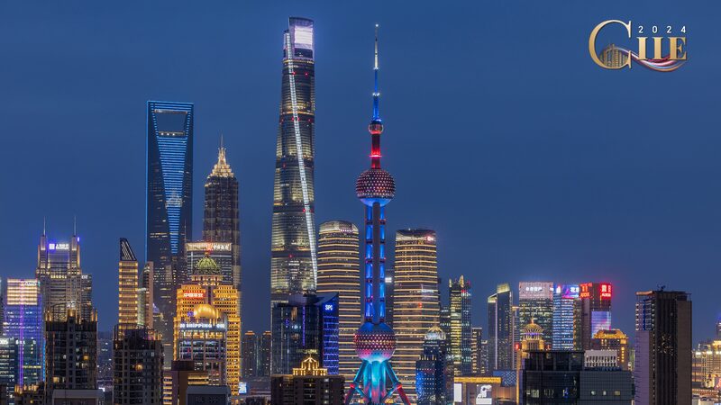 Brilla_en_Shangha_i__Noches_de_Neo_n_en_Lujiazui_durante_la_CIIE_2024_ video poster
