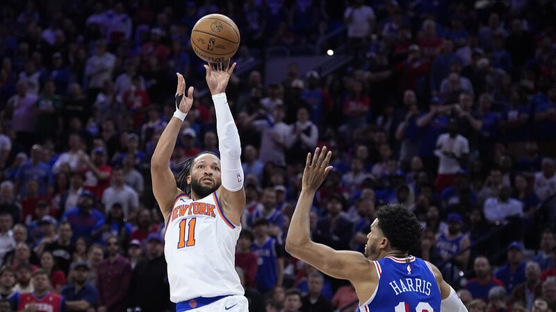 Brunson_lidera_a_los_Knicks_a_la_victoria_de_la_serie_sobre_los_76ers_con_una_actuacio_n_e_pica
