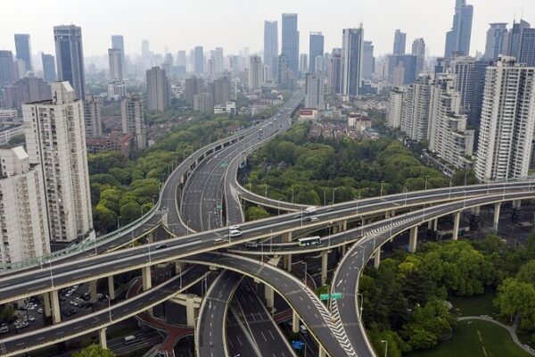 ¡Buenas noticias! China mantiene sus puertas abiertas para el mundo 🌍 _Buenas_noticias__China_mantiene_sus_puertas_abiertas_para_el_mundo__