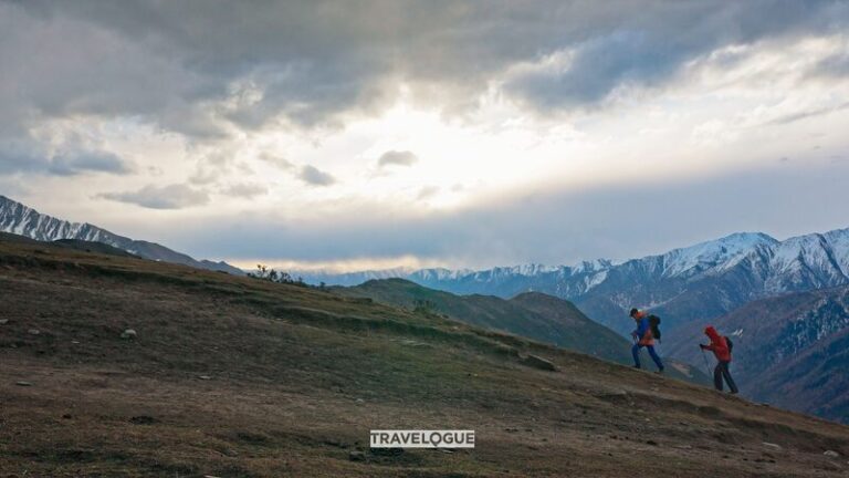 Camina_Hombro_a_Hombro_con_Montan_as_Nevadas