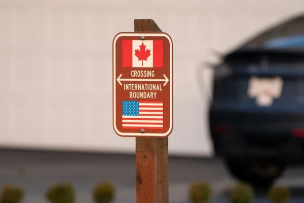 Canadá reduce tasas en medio del drama de tarifas de EE.UU. 😱 Canada__reduce_tasas_en_medio_del_drama_de_tarifas_de_EE_UU___