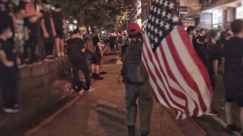 Caos_en_Nathan_Road__Las_protestas_en_Hong_Kong_continu_an_en_el_de_cimo_fin_de_semana video poster