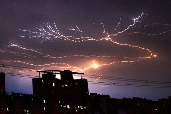 China_Renueva_Alerta_Amarilla___Tormentas_y_Granizo_en_Camino_____