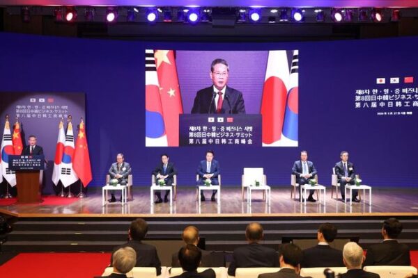 China__Japo_n_y_Corea_del_Sur___Comienza_una_nueva_era_de_amistad___