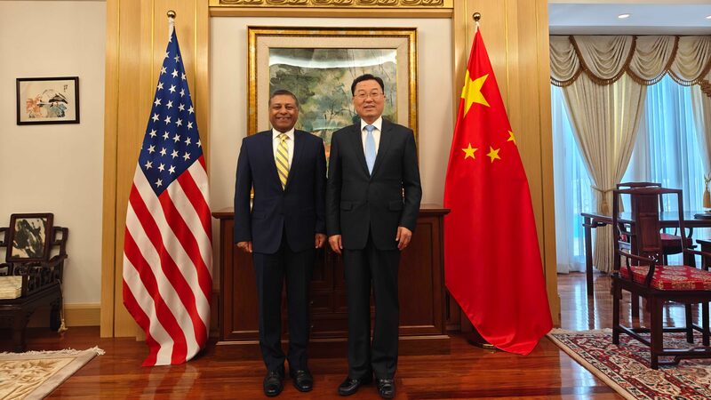 China____y_EE__UU_____conversan__ca_ndidamente__sobre_combatir_las_drogas__