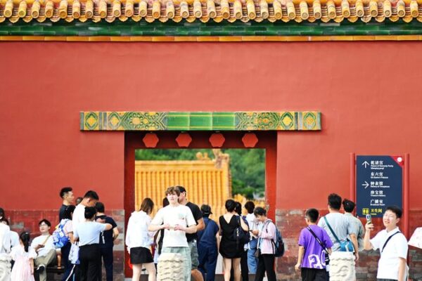 China_abre_sus_puertas_con_nueva_poli_tica_de_exencio_n_de_visa__Japo_n_emocionado_por_intercambios_mejorados