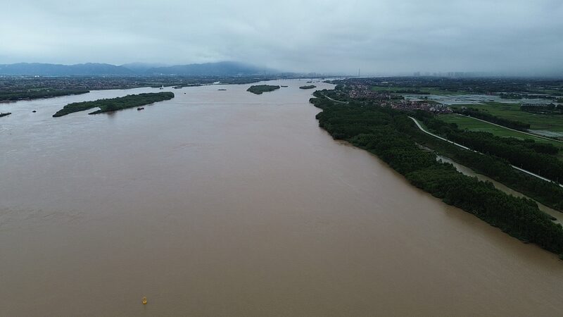 China_activa_respuesta_de_emergencia_ante_inundaciones_en_el_sur