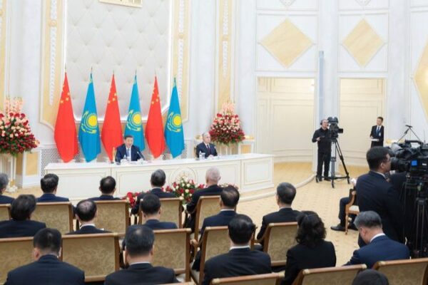 China apoya las aspiraciones de Kazajistán en los BRICS: Una nueva era de amistad China_apoya_las_aspiraciones_de_Kazajista_n_en_los_BRICS__Una_nueva_era_de_amistad