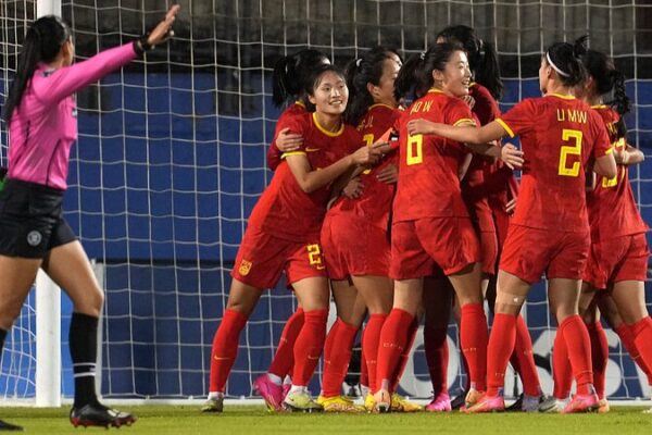 _China_busca_entrenador_global_para_su_equipo_femenino_de_fu_tbol_____