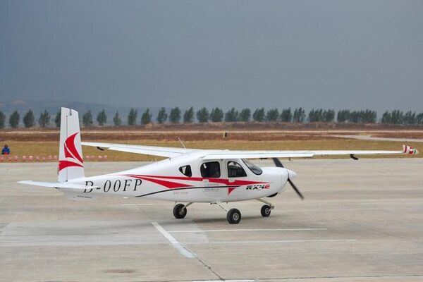 China certifica su primer avión eléctrico de cuatro plazas RX4E 🚀🔋 China_certifica_su_primer_avio_n_ele_ctrico_de_cuatro_plazas_RX4E___