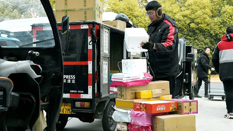 China_combate_la_explotacio_n_algori_tmica_de_los_repartidores