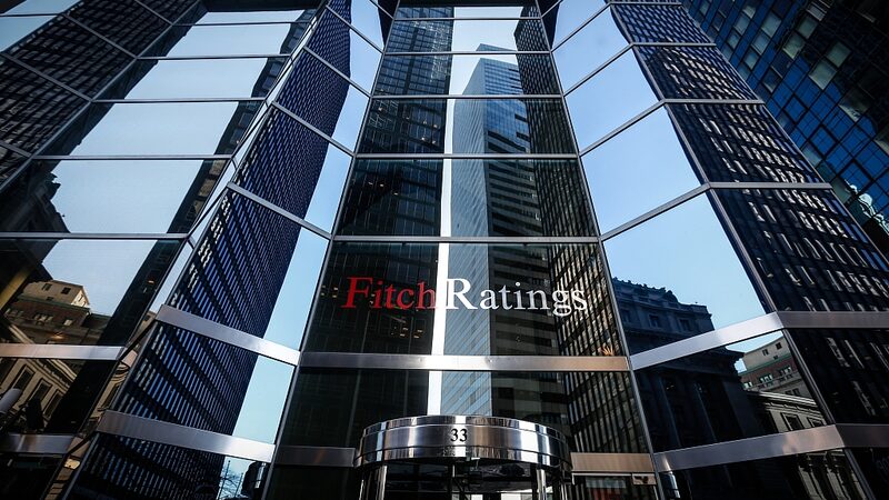 China_confi_a_en_un_de_ficit_del_3__a_pesar_de_la_rebaja_de_Fitch____