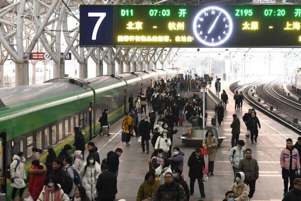China da inicio a la temporada de viajes del Festival de Primavera con 9 mil millones de viajes esperados 🚄✨ China_da_inicio_a_la_temporada_de_viajes_del_Festival_de_Primavera_con_9_mil_millones_de_viajes_esperados___