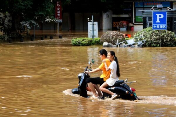 China_destina_millones_para_reconstruir_carreteras_dan_adas_por_inundaciones__