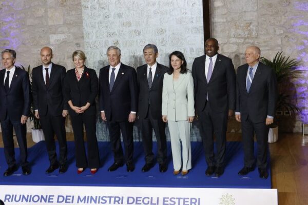 China dice al G7: ¡Fuera de nuestros asuntos! 🇨🇳✋ China_dice_al_G7___Fuera_de_nuestros_asuntos_____