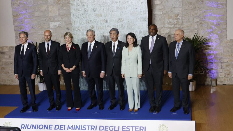 China_dice_al_G7___Fuera_de_nuestros_asuntos_____