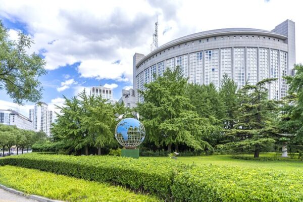 China_dice_que_los_BRICS_no_esta_n_en_contra_de_nadie_despue_s_de_los_comentarios_de_Trump__