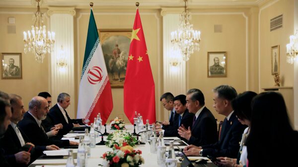 China_e_Ira_n_fortalecen_sus_lazos_y_ponen_en_marcha_planes_de_cooperacio_n