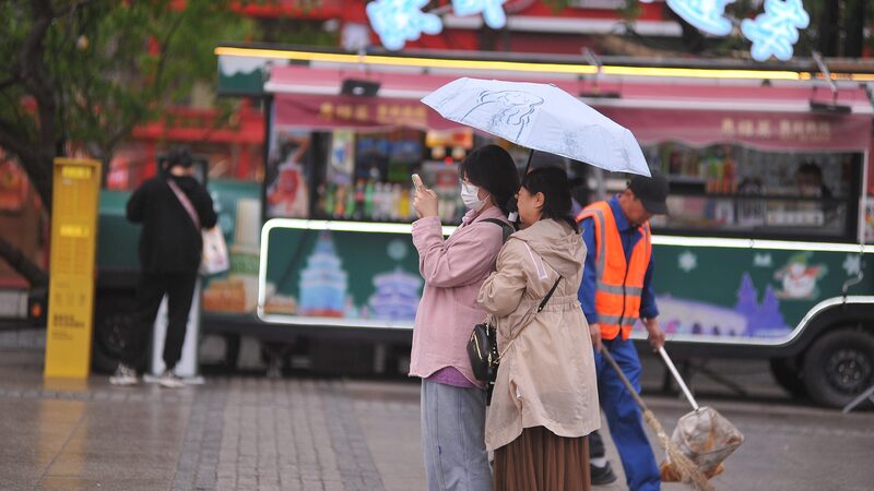 China_emite_alerta_azul_por_intensas_lluvias_en_varias_regiones___