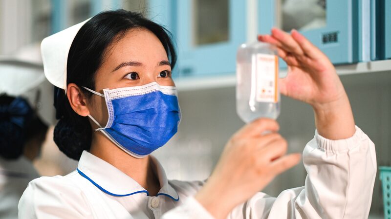 China_experimenta_un_auge_de_enfermeros__ma_s_enfermeros_altamente_educados_en_2023