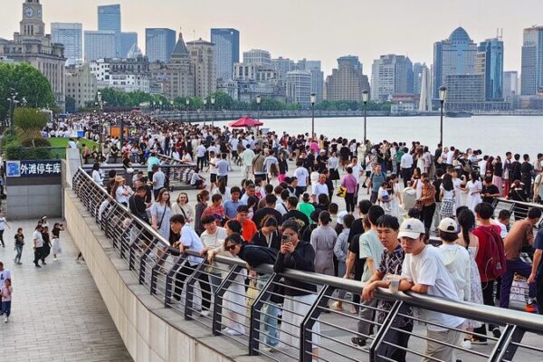 China experimenta un vibrante crecimiento económico durante el Festival del Bote del Dragón China_experimenta_un_vibrante_crecimiento_econo_mico_durante_el_Festival_del_Bote_del_Drago_n