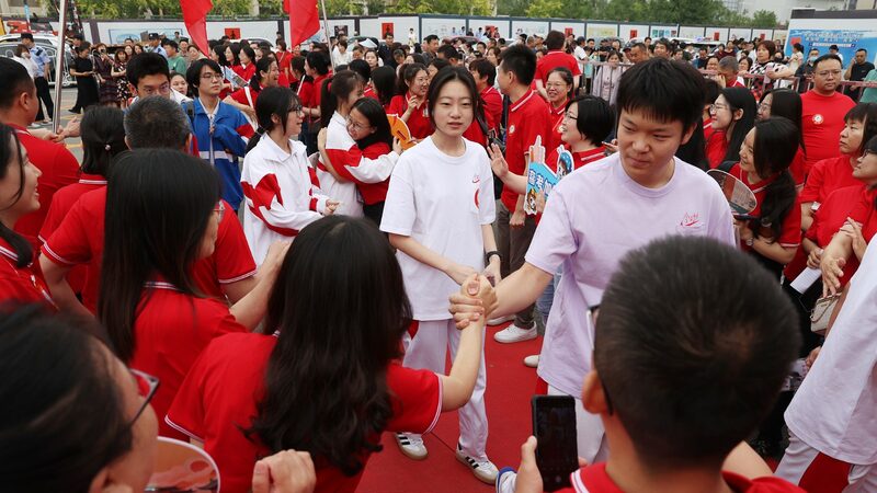 China_inicia_el_Gaokao_con_un_re_cord_de_13_42_millones_de_estudiantes__