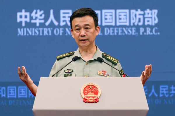 China_insta_a_Filipinas_a_retirar_su_buque_de_Xianbin_Jiao