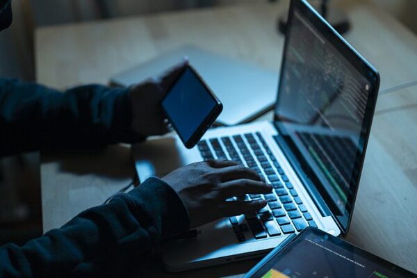 China insta a Tailandia y Myanmar a unirse contra el fraude en telecomunicaciones 📱✨ China_insta_a_Tailandia_y_Myanmar_a_unirse_contra_el_fraude_en_telecomunicaciones___